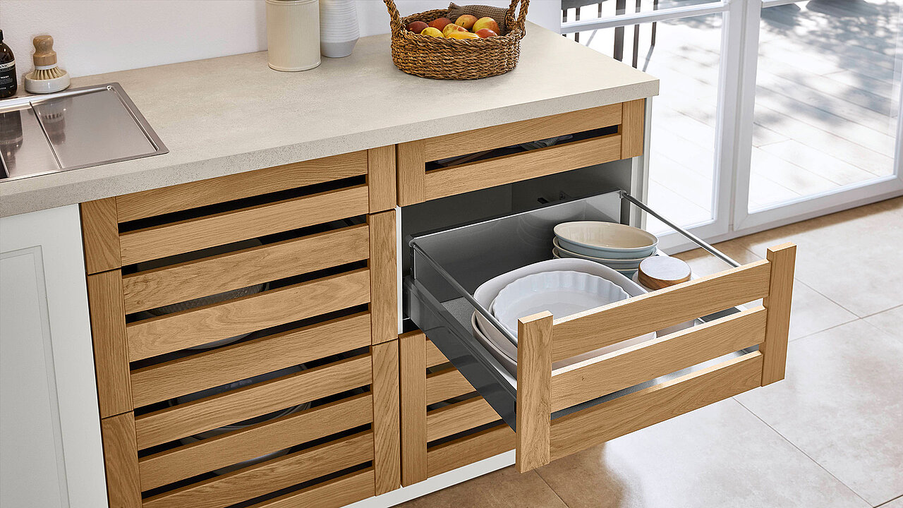 CASCADA 774, White (1)